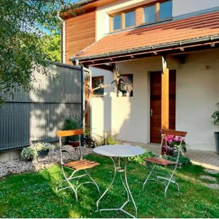 D'hôtes Rachelle Schneider Alojamento de Acomodação e Pequeno-almoço 3*