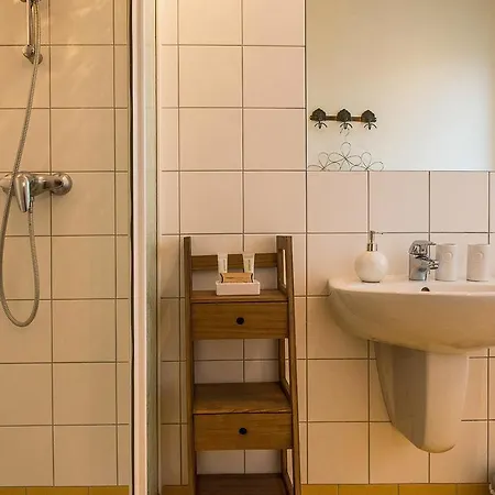 D'hôtes Rachelle Schneider